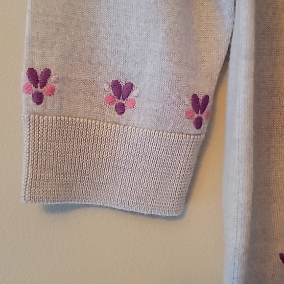 NWOT J.CREW Women's Tippi Flower Embroidered Merino Wool Sweater, Size M - Picture 4 of 10
